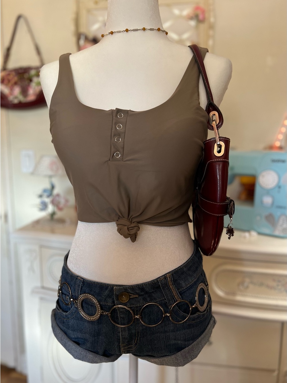 Sleeveless Knot-Front Crop Tank Top - Olive